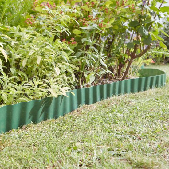 Plastic Lawn Edging 10 Cm X 10MBy Smart Garden Products